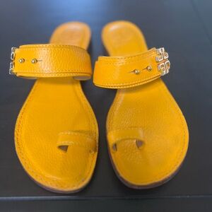 Tory Burch Sandal in Yellow